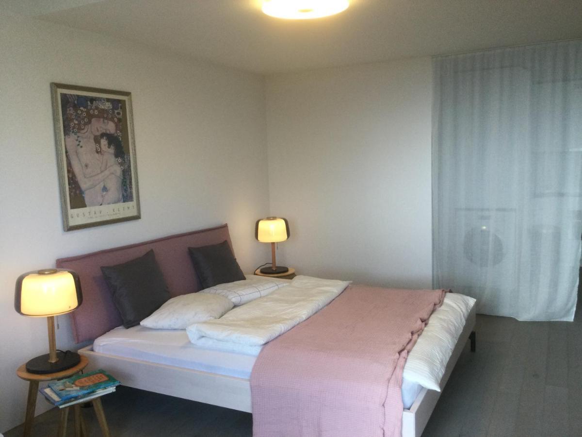 Findling-Ferien Bern West Apartamento Sariswil Exterior foto